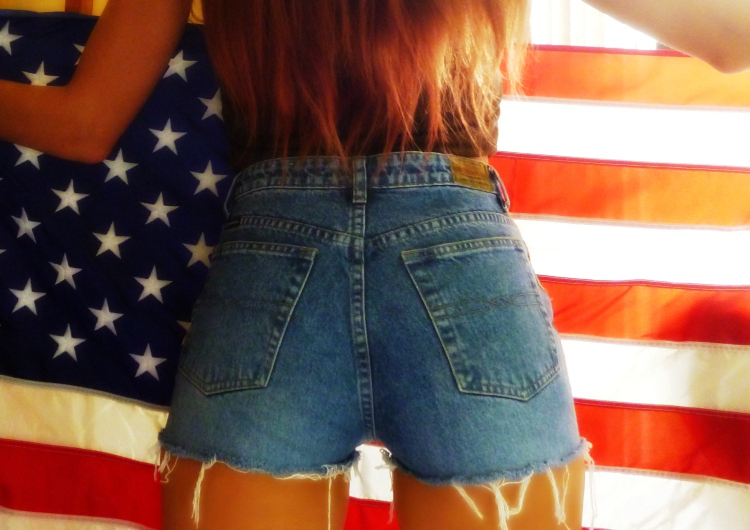 Vintage High Waisted Cutoff Jeans Shorts size 28