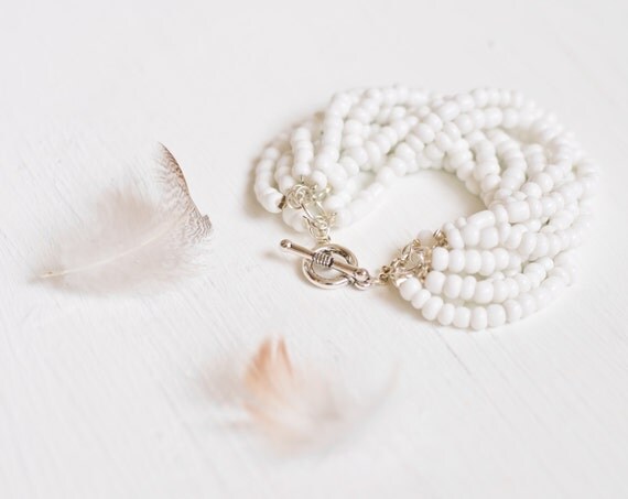 White chunky bracelet - bead bracelet - white bracelet - white jewelry - chunky bracelet - white, beads, silver