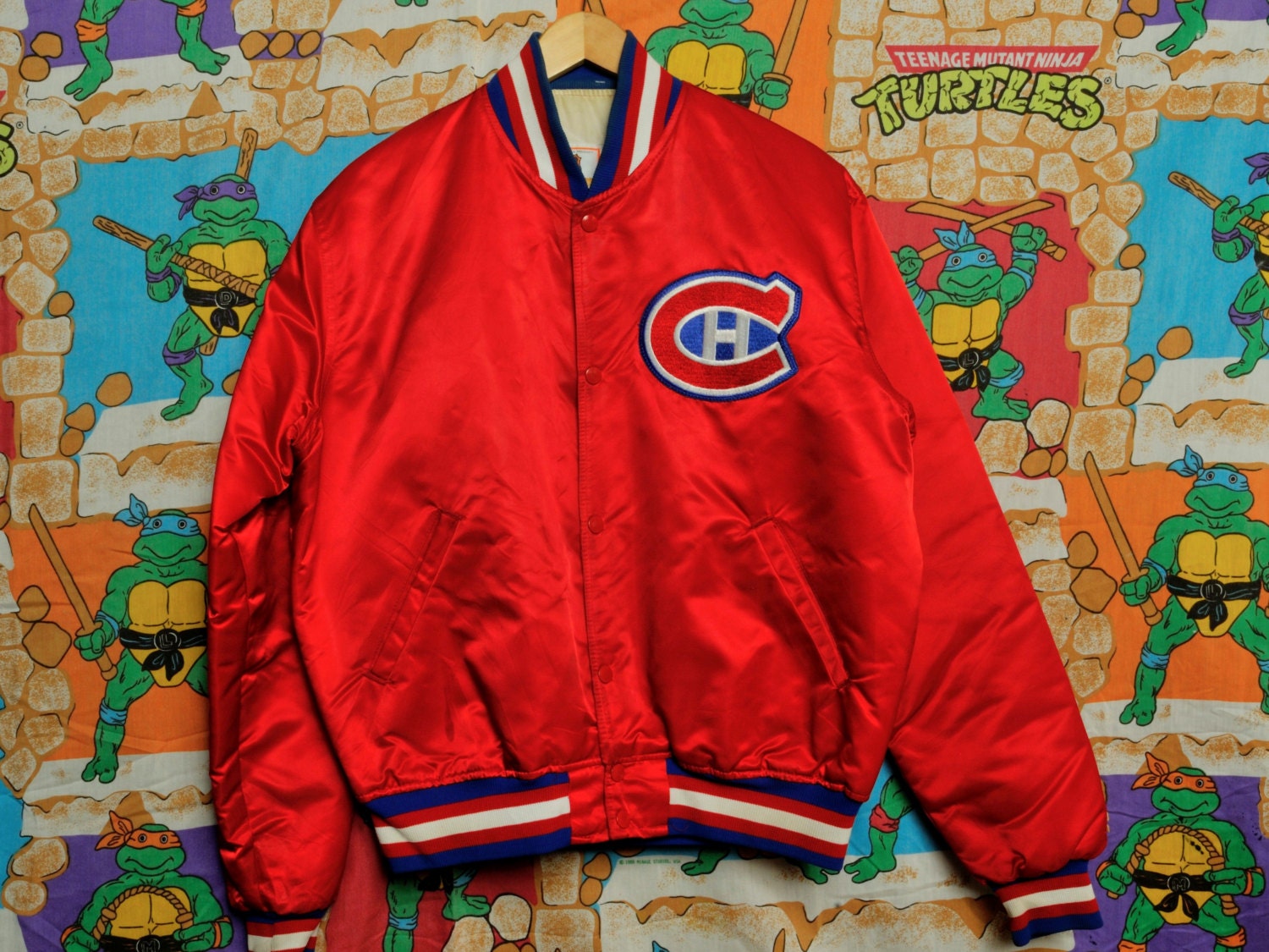 The Montreal Canadiens Starter Brand Hockey Jacker Size L