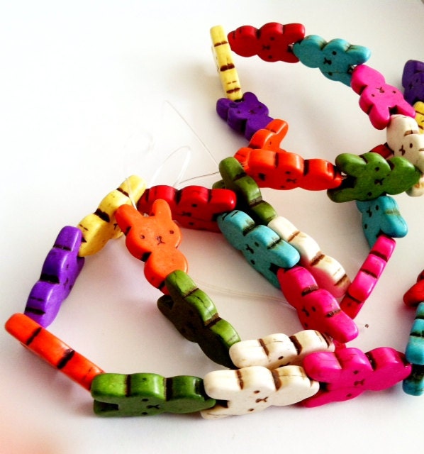 Full strand of howlite bunny shaped beads in assorted colors just in time for Easter.