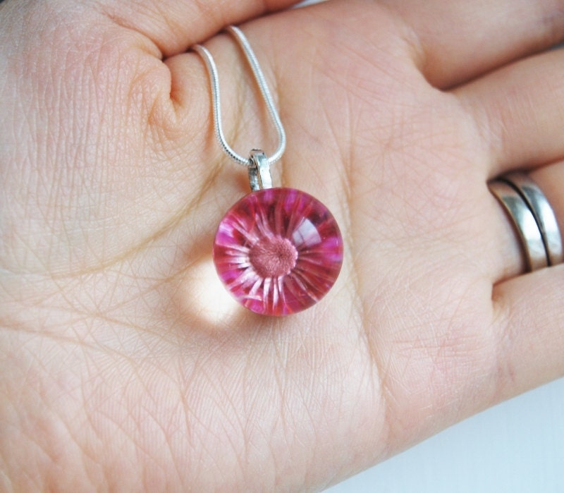 Real Flower Necklace Resin Ball Pink Pressed Flower Daisy Orb Globe Jewelry Crystal Clear Petite Dainty Gift for Her