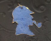 le Sherlock Holmes (Sherlock Holmes pendant handmade from book pages)