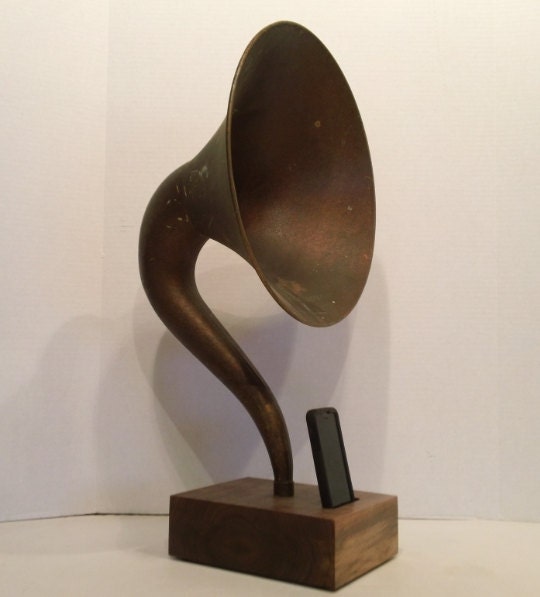 RARE Copper Colored Curved Neck Magnavox Acoustic  iPhone Speaker Dock -READY to SHIP-