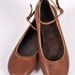 ELF. Womens shoes / leather ballet flats / sizes 35-43. Available in different leather colors.