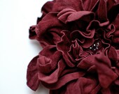 Handmade eco-friendly recycled leather flower pin brooch/hair clip