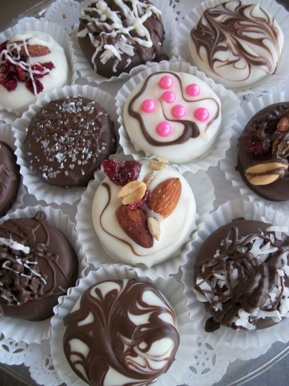 Chocolate dipped oreo's Wedding Favors Hand made to order Birthday parties, Oreo cookies dipped chocolate, chocolate covered cookies,