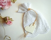100 Wedding  Favor Bags with clay hearts /Thank you/ ,  Lace Favor Bags,