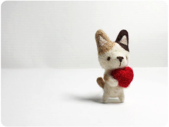 Pudding Cat - needle felted wool brooch, crystal bead