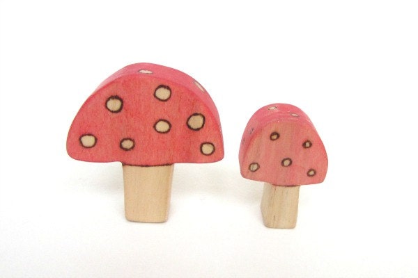 Wooden Toy Toadstools - Wood Toad Stools - Waldorf Toadstools - Fairy Garden Mushroom