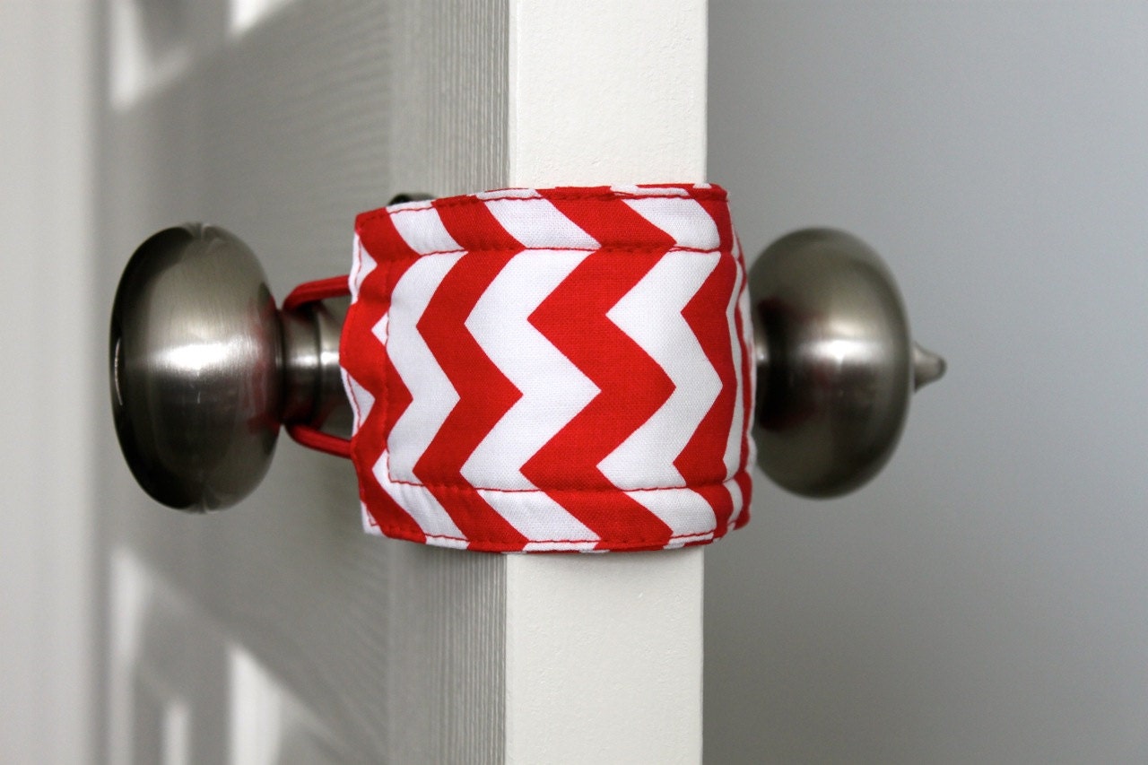Latchy Catchy in Navy Chevron Dot -Reversible (Patents Pending)