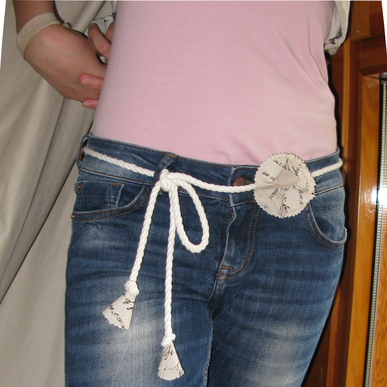 Flower belt - Handwritten flower