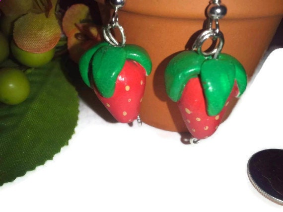 Strawberry Earrings, Polymer Clay Strawberries, Polymer clay charms, strawberry dangles, food jewelry, fruit, strawberry accessories, girly