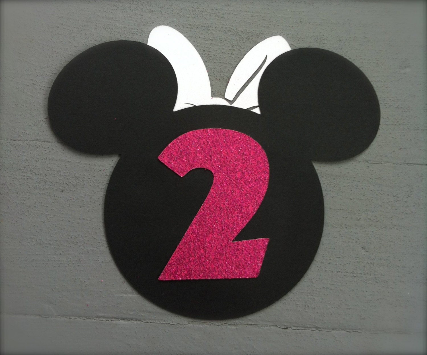 10 Handmade Minnie Mouse Invitations with Number on back - Hot Pink Glitter Bow