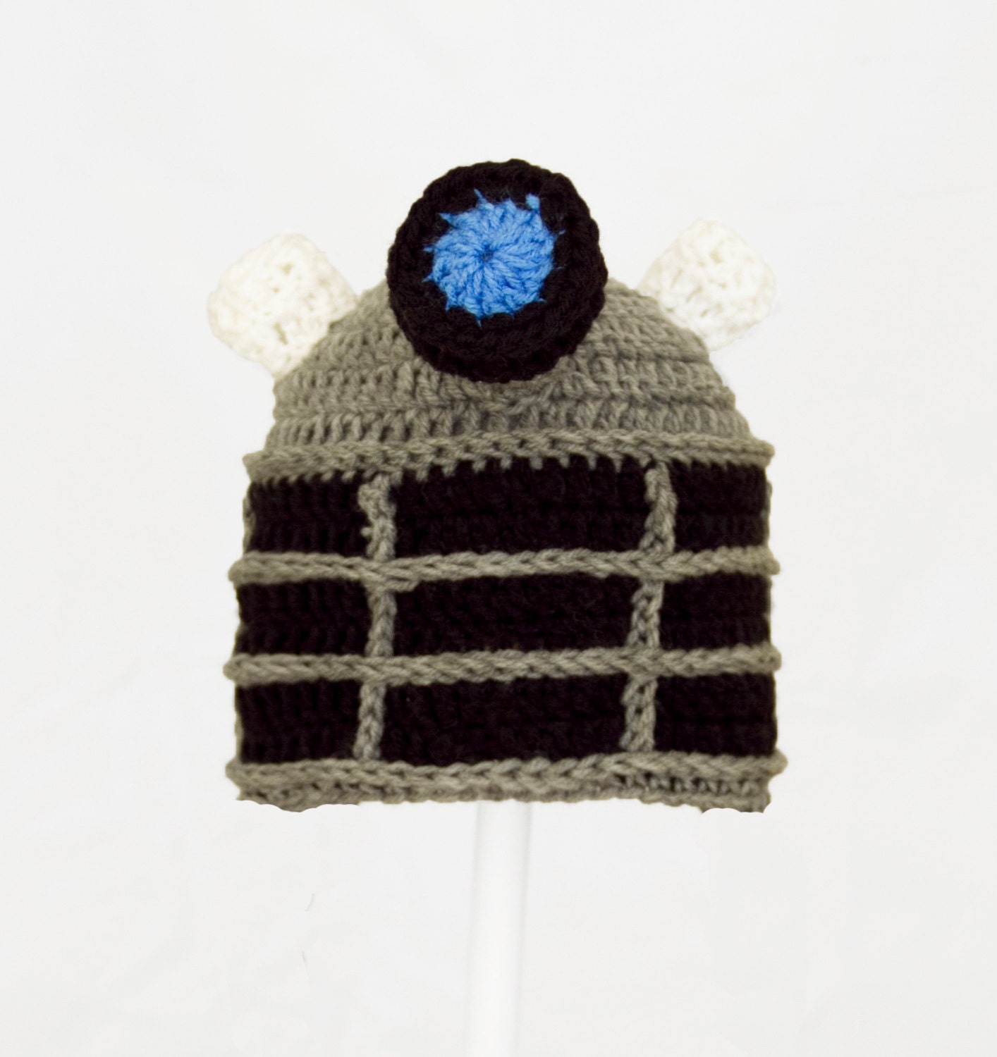 Doctor Who Dalek Hat, Gray Robot Crochet Beanie, send size baby - adult