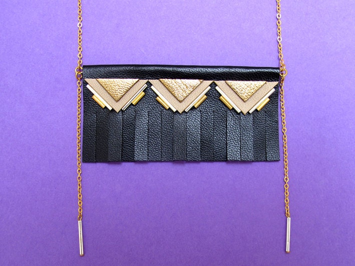 Gizeh necklace black, graphic jewel, triangles and fringes, original art deco style