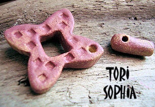 Toggle  - Ceramic - Dusty Rose - Star - Handcrafted Art Bead T07