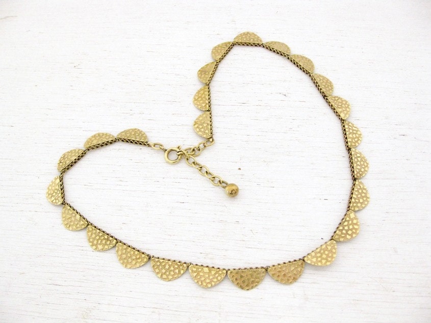 1960s Art Deco Revival Necklace. Textured triangle gold plates.