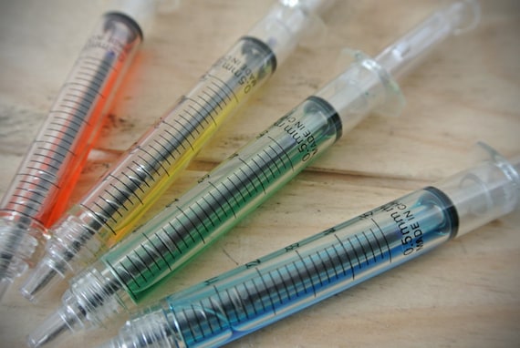Set of 4 Syringe Pens in Different Colours featured image