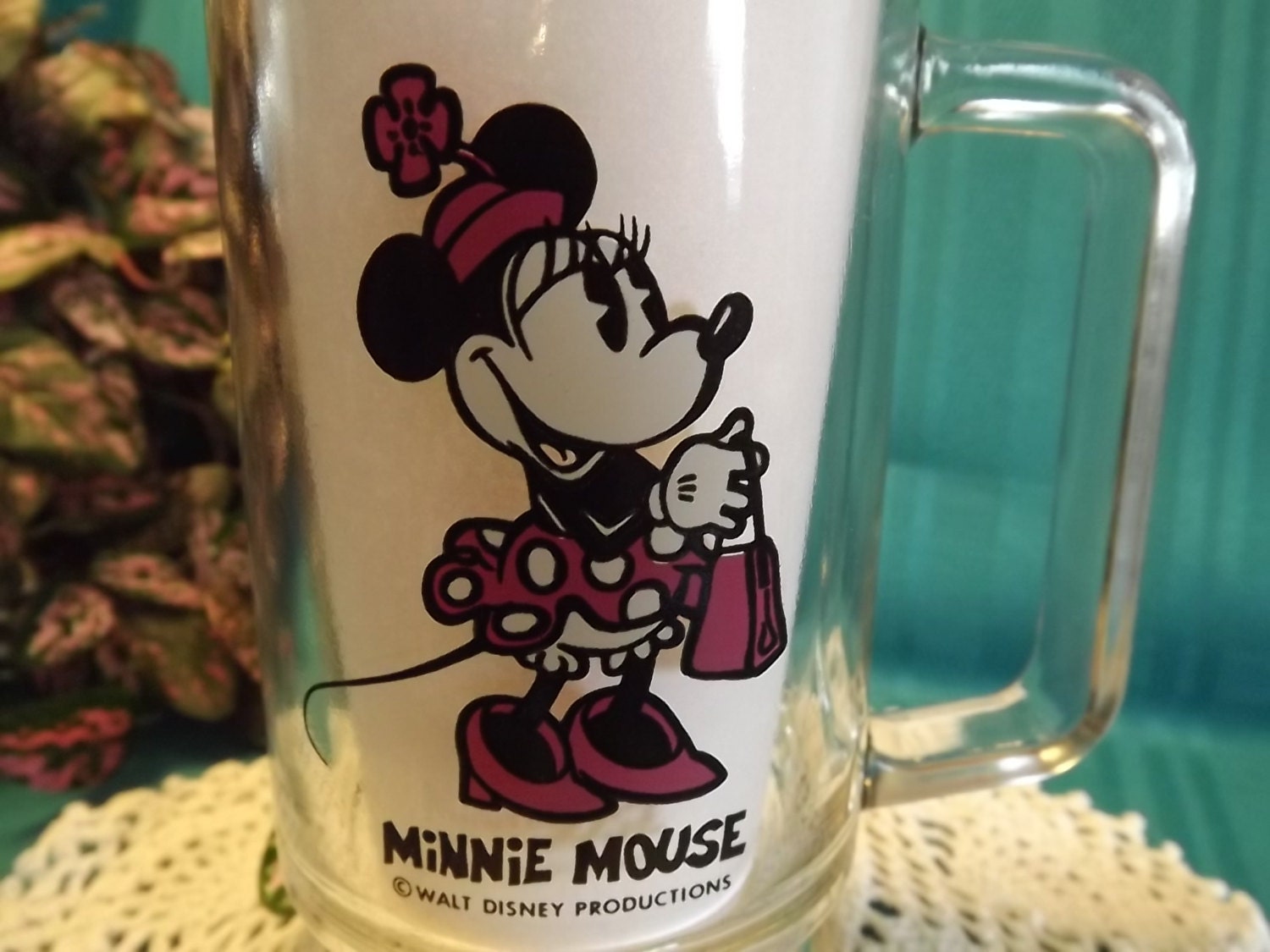 Collectable Disneyana Vintage 1960s Walt Disney Productions Minnie Mouse Glass Mug/Stein