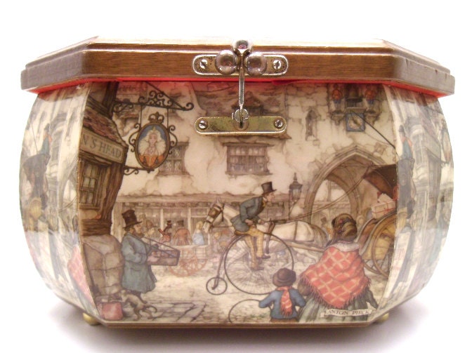 Vintage Decoupage Wooden Purse
