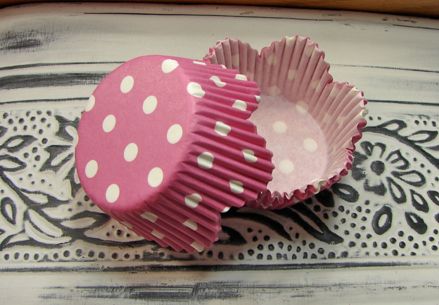 Cupcake Liners - Pink with White Polka Dots And Scalloped Petal Edge - 50 Piece