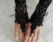 FREE SHIP   ---   Wedding gloves, bridal gloves, fingerless lace, steampunk,  black gloves, victorian, lolita, sexy belly dance