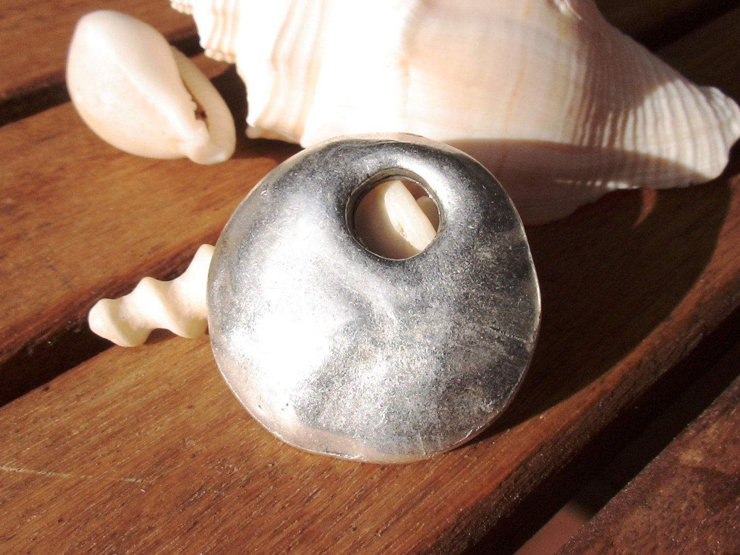 Cute plain smooth round donut spacer finding charm pendant silver color