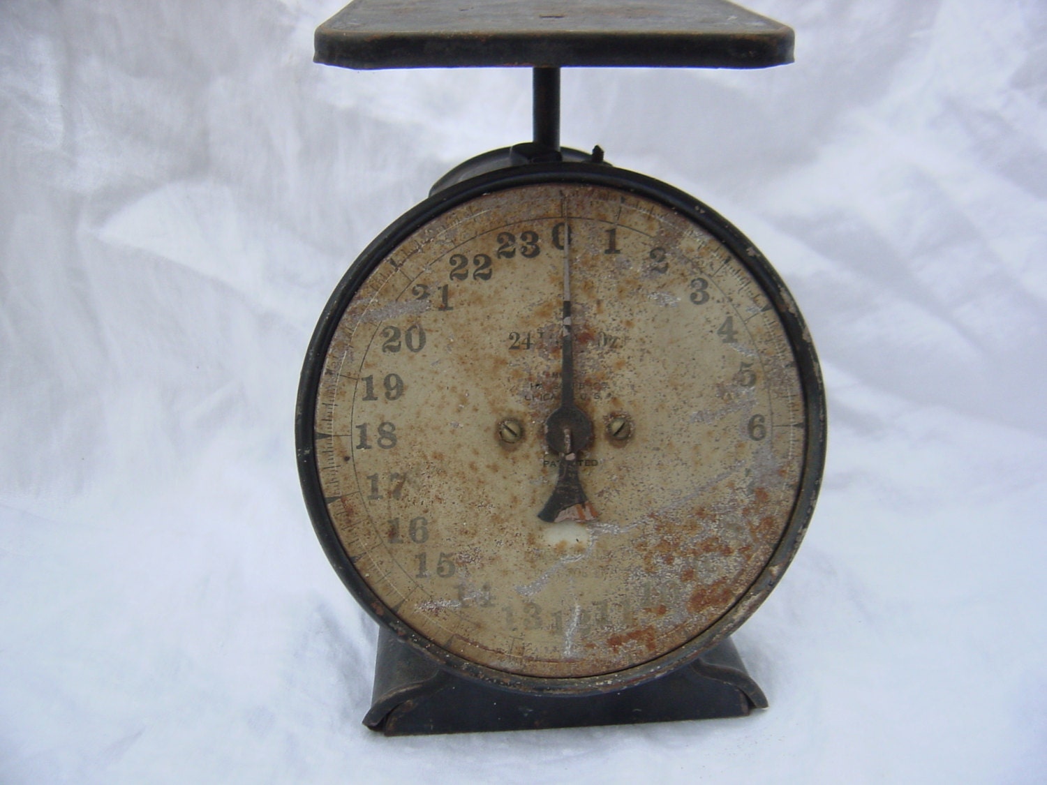 Antique, 1900's Hanson Bros. Scale, 24 pounds, Shabby, Rustic, Primitive, Country, Farmhouse, Cottage, Cabin, Garden