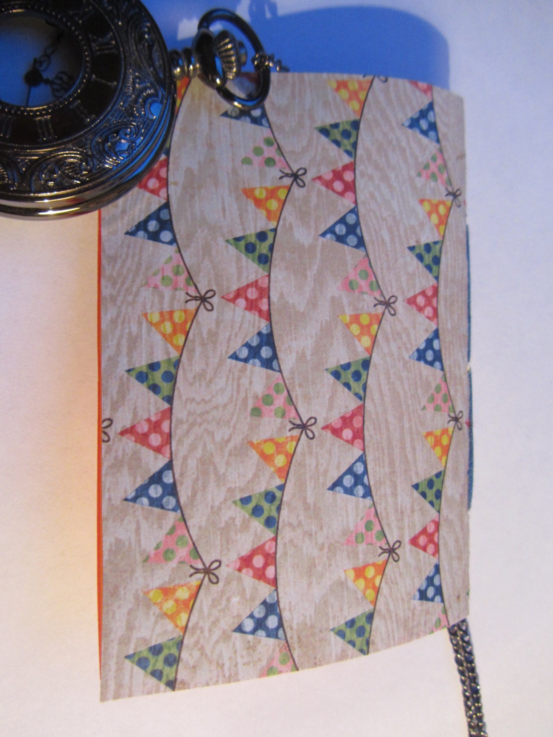 Valentine's Day Mini Journal // Birthday Gift for vacation, to do lists, everyday use - bunting diary - 30 Days of Lists