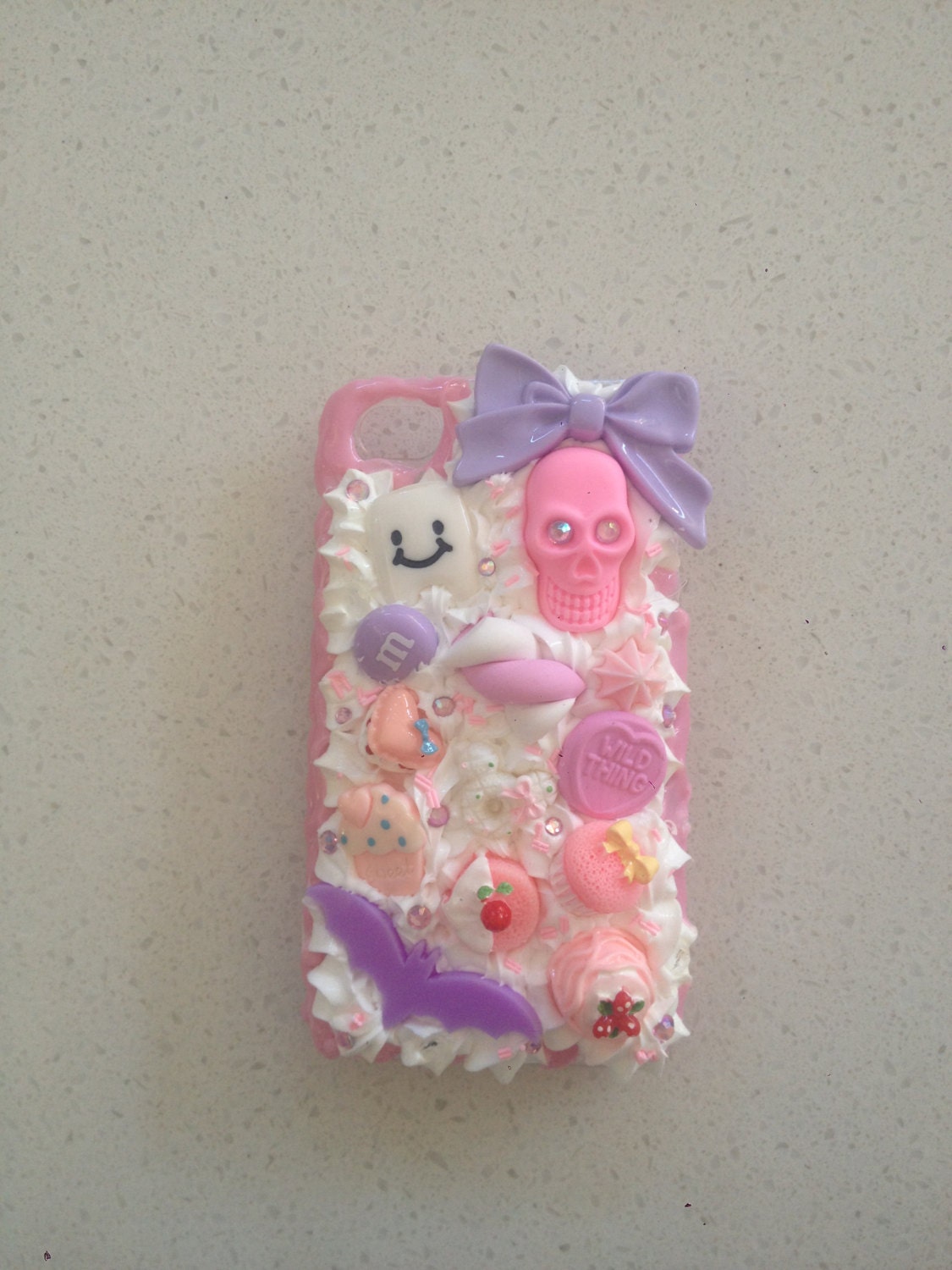 SALE iPhone 4/4s Pastel Skull Case