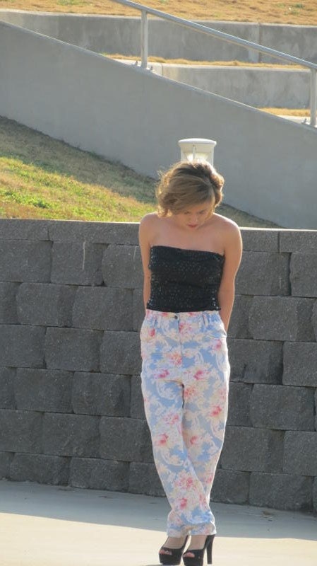Vintage High Waisted Floral Jeans