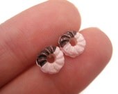 Tiny Pink Donut earrings - Food studs - Dessert Jewelry