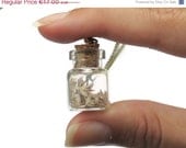 ON SALE Pressed flower glass vial pendant,  white wild flowers bottle necklace, Summer jewelry, Boho, cork jewelry