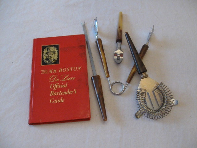 Bar Tool 4 piece Set Art Deco Style Chrome & Bakelite w/ Bar Book