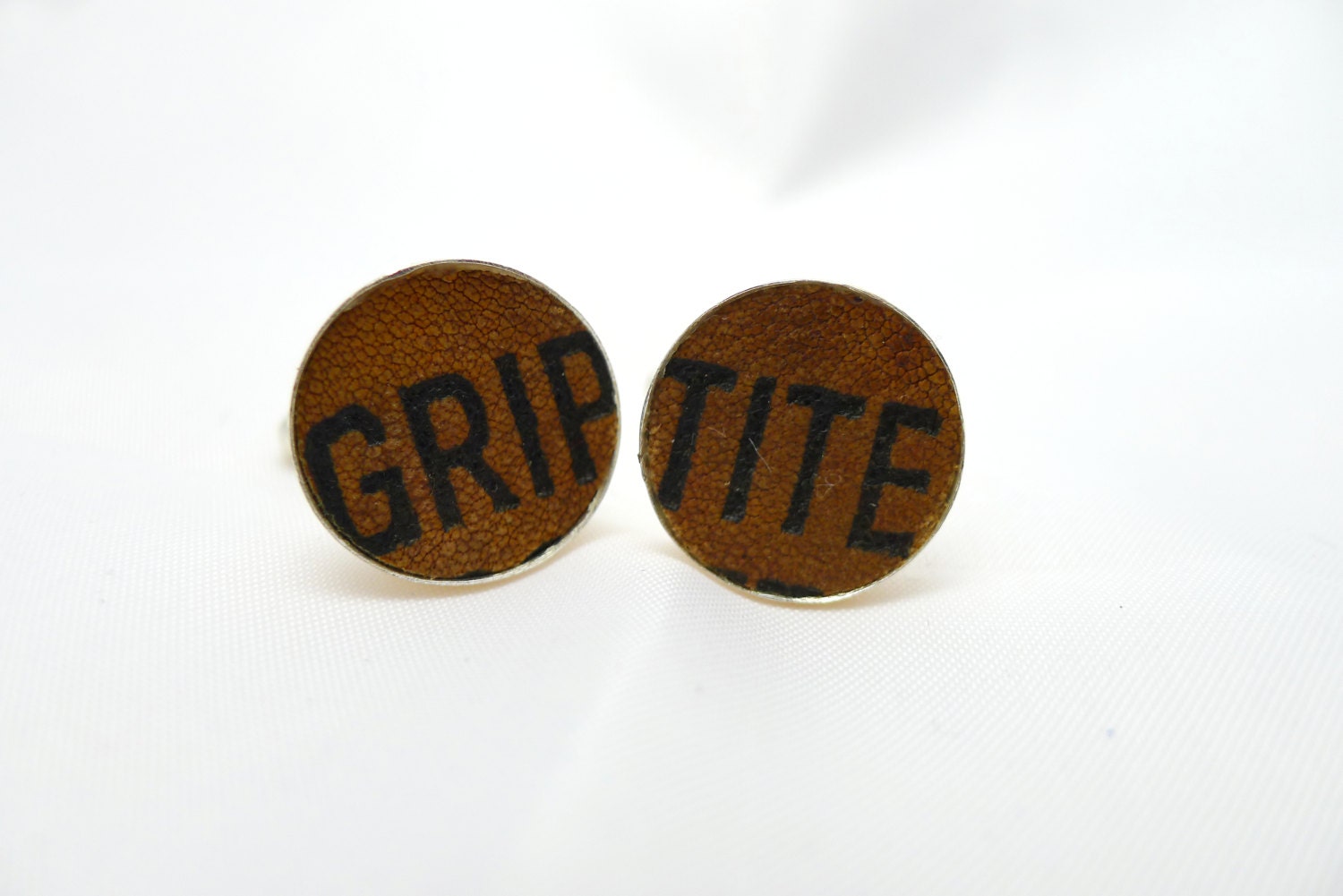 GRIP TITE Vintage Baseball Glove Leather Cufflinks