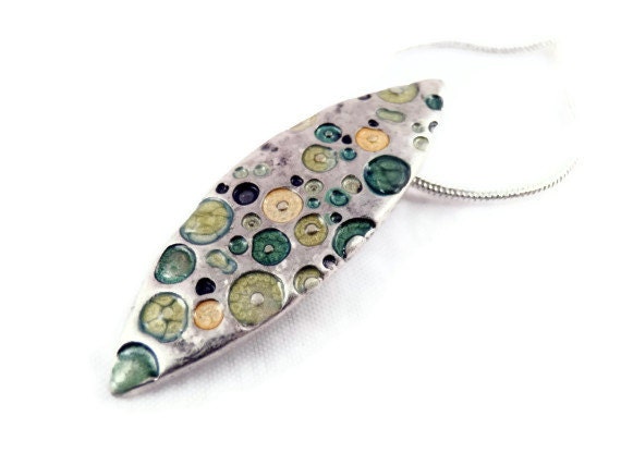 minimalist jewelry multicolor pendant silver greeh yellow hand painted