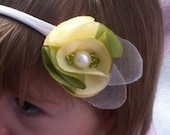 girl headband, hairband flower, yellow and green, baby gift - FairyDustHeadbands