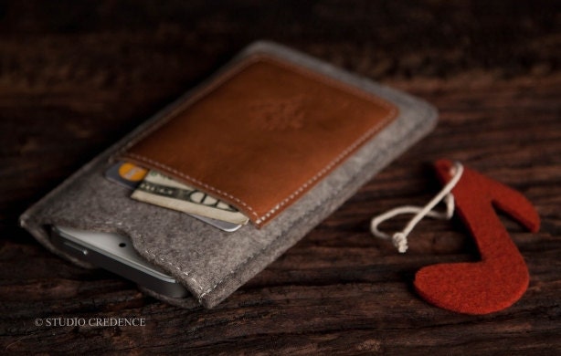 iPhone 4 4S Case Sleek Wallet in Classic Grey