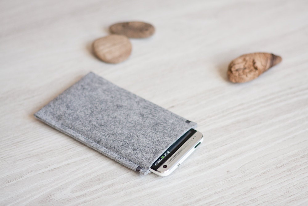 HTC One, One X case cover sleeve, felt with color accent