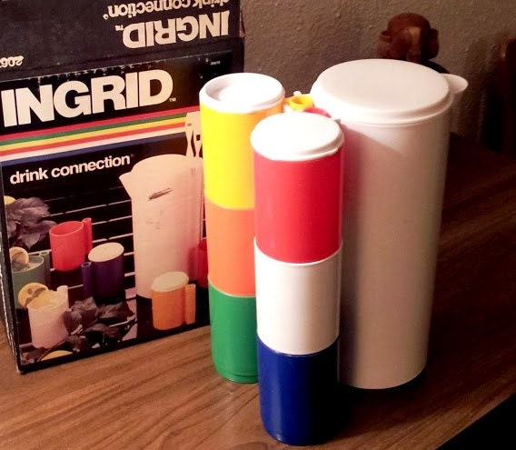 Retro Ingrid Drink Connection Set (Original Box) Plastic Pitcher with 6 Interlocking Rainbow Cups and Handle