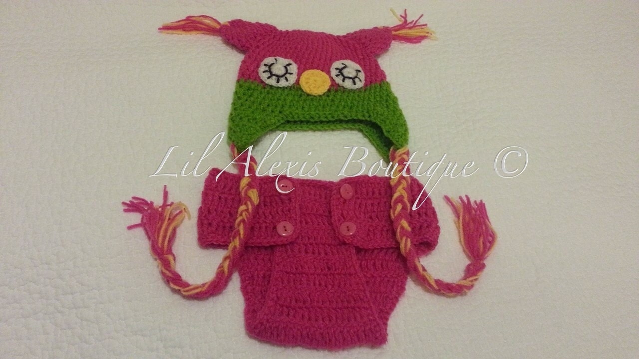 Green pink cute sleeping owl crochet diaper cover and hat set perfect for newborn infant baby girl or boy photo prop