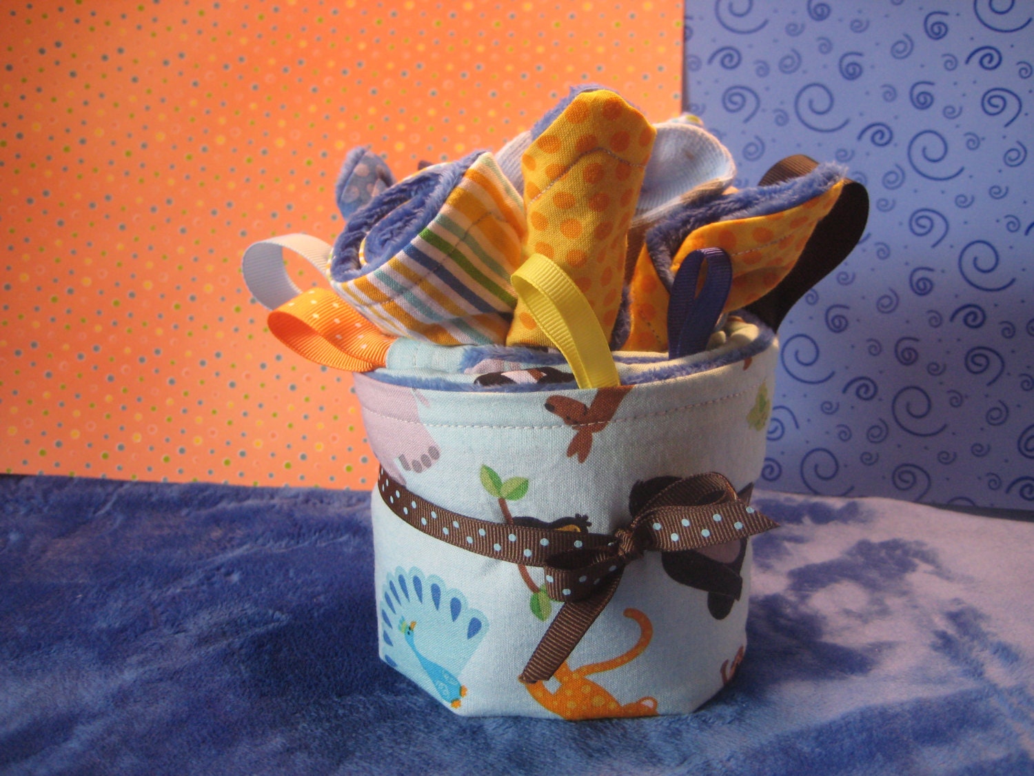 FREE SHIPPING Zoofari/ Peak Hour Bouquet Gift Set...Tag Blanket, 1 Burp Cloth, 2 Washcloths and 2 pair of socks.....Ready To Ship..