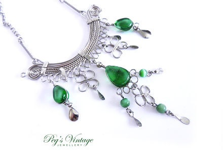 Vintage Victorian Filigree Chandelier Style Silver Plated Sea Green Glass Tear Drop Beads Necklace Choker Jewelry