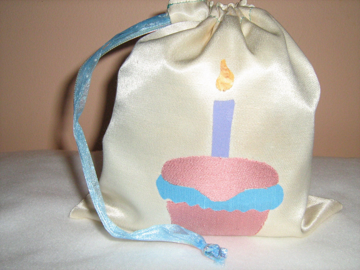 Happy Birthday Gift Bag -Pastel Cupcake Design - 9.5 x 8.5 - Handmade & Reusable - Free Shipping