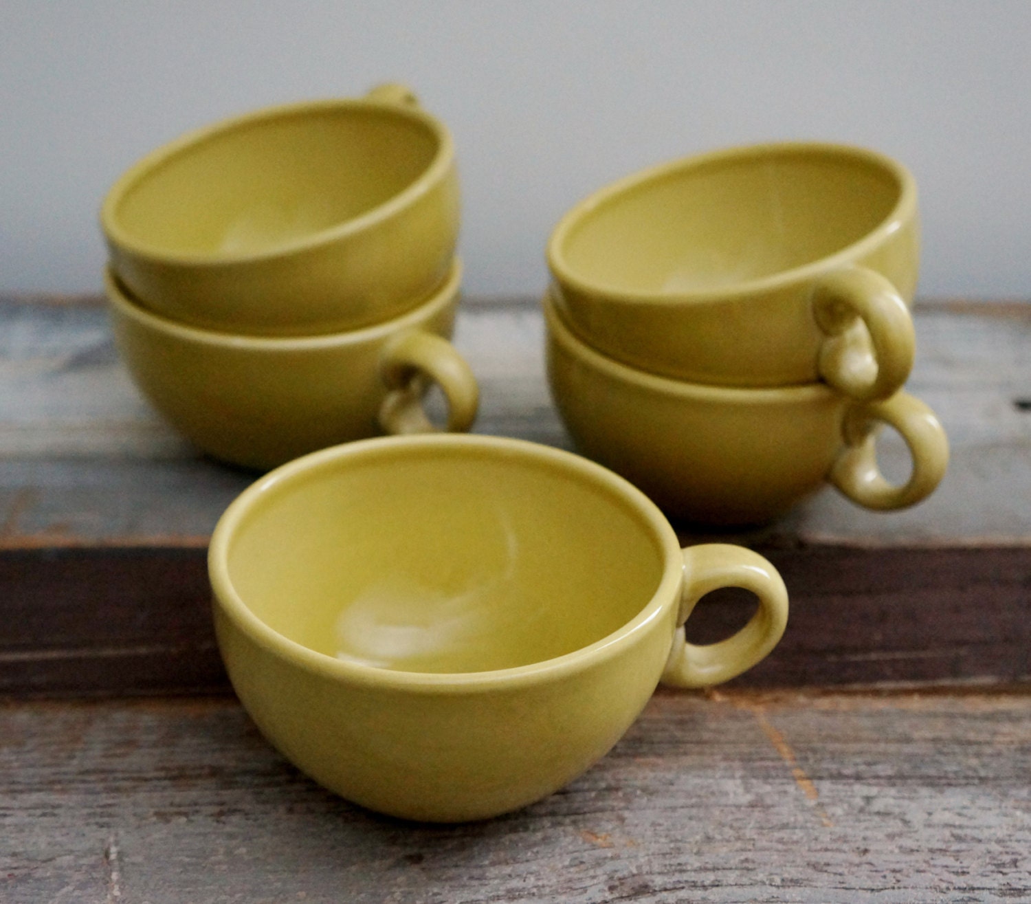 Vintage Mid Century Modern Russell Wright Iroquois Chartreuse Pistachio Green Casual China Cup Mint Condition Set of 7