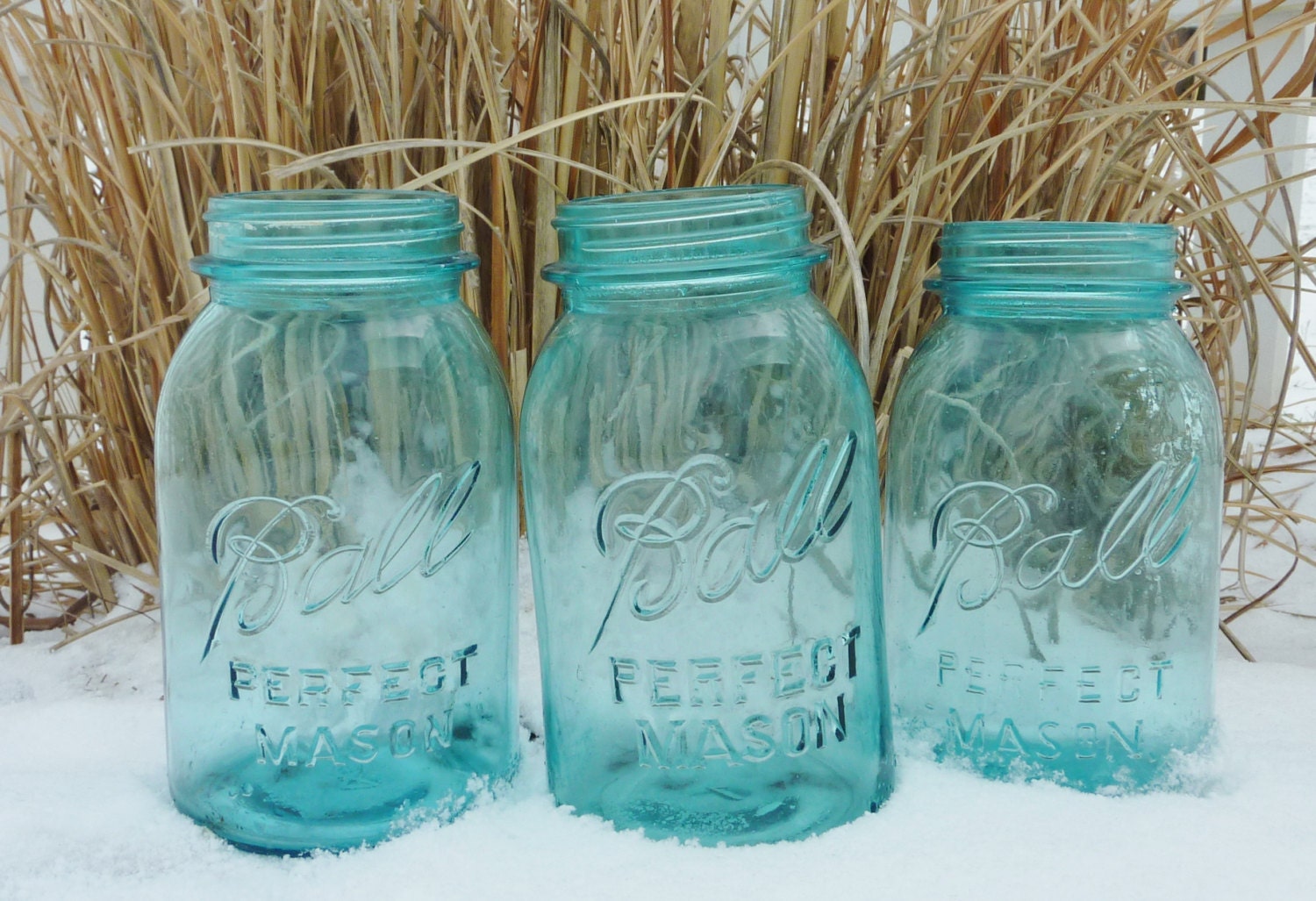 Blue Ball Perfect Mason Jars -Shabby Wedding Decor - Antique Mason Canning Jar - Fruit Jar- Quart Size
