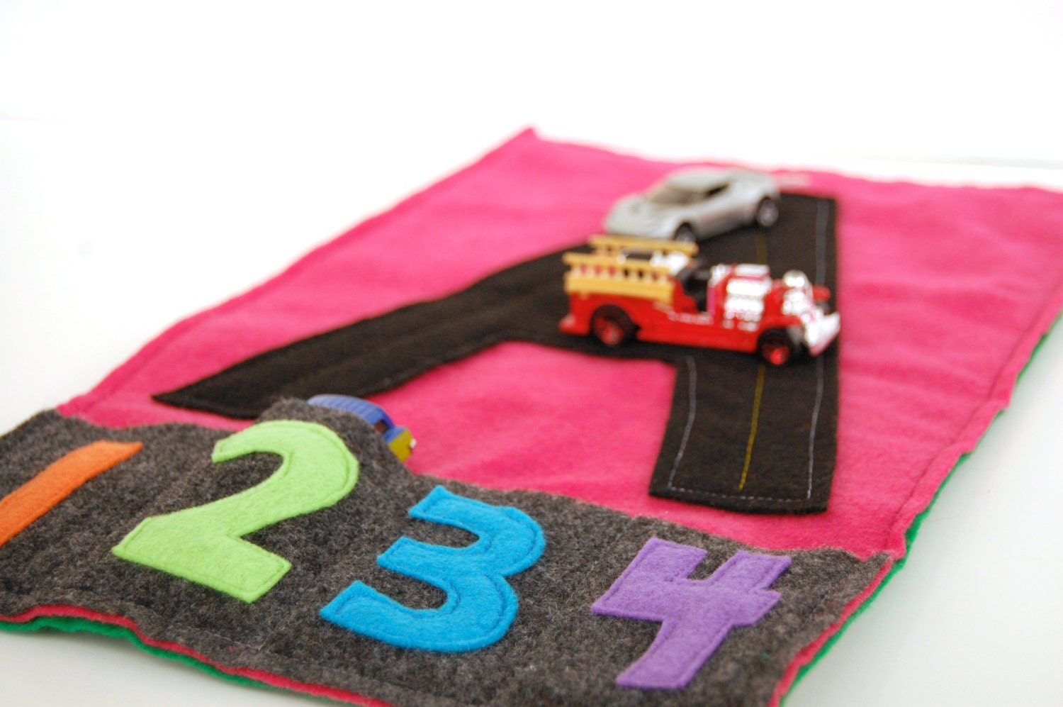 Double-sided felt car mat Pink with the letter A