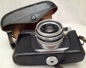 1960s PETRI Blue-MAGIC-Scope,  'color corrected super', Camera with the leather Case