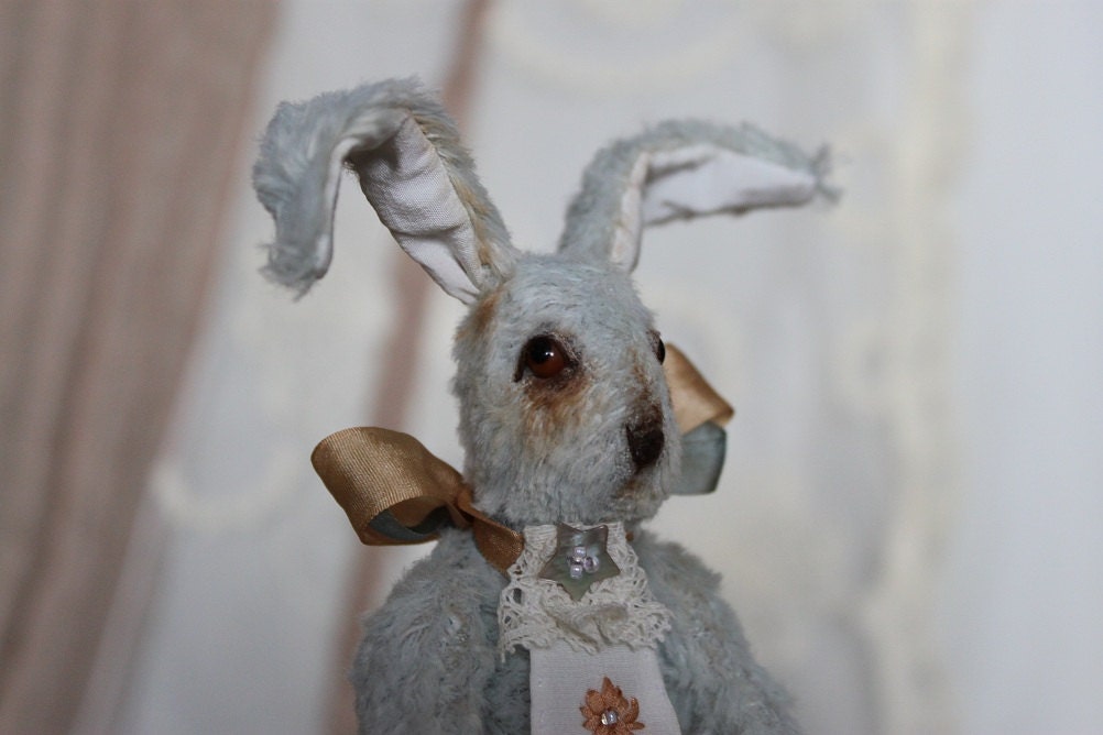 Artist Teddy March hare