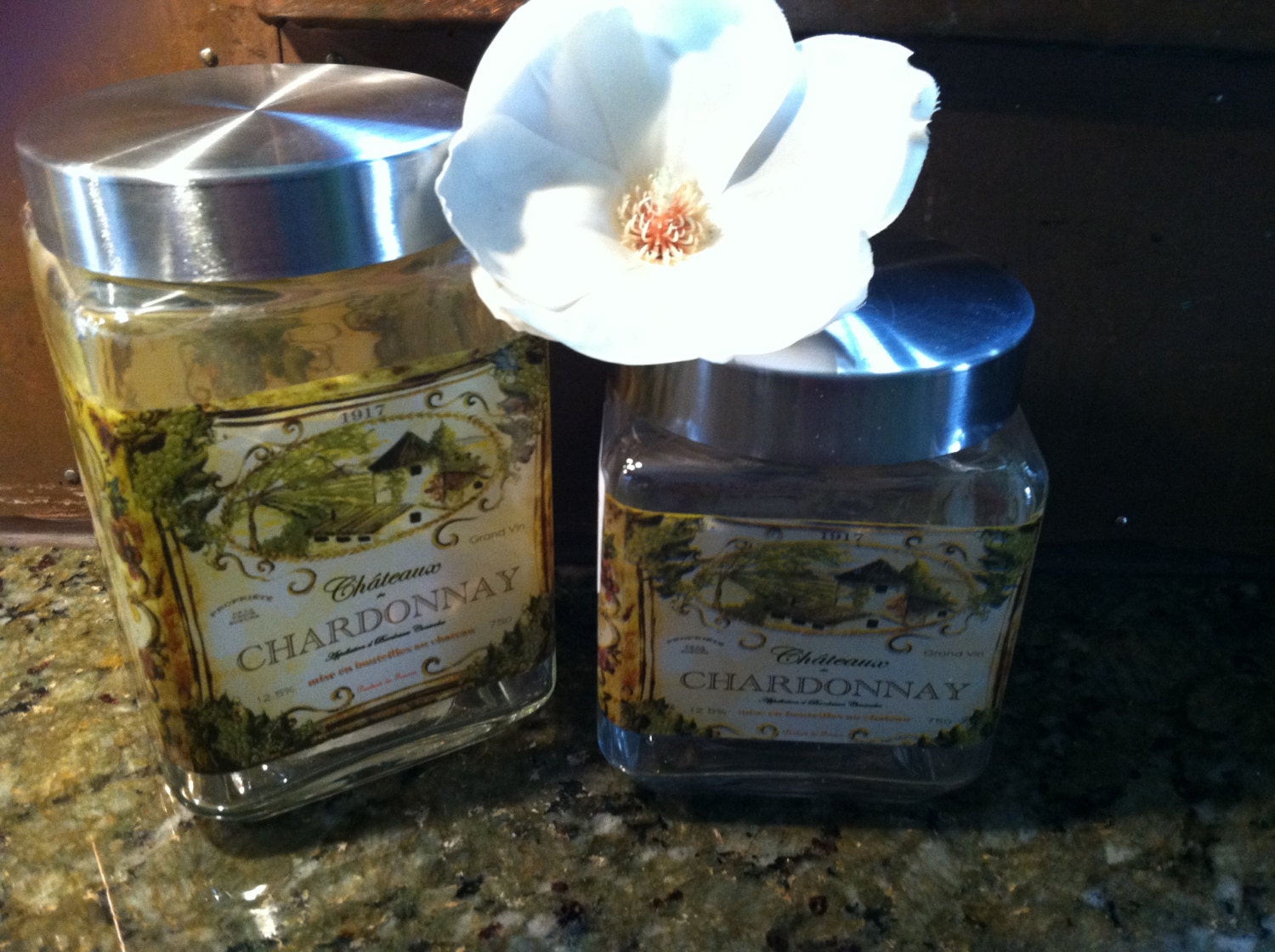Handmade Organic Soy & Essential Oil Candles with Natural Cotton Wicks in Glass Jars 32oz Special Chardonnay 